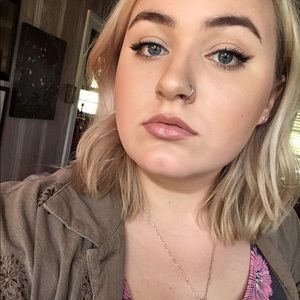 Meet your Posher, Audrey